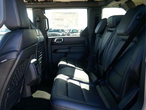 New 2026 Ford Bronco Badlands image 13