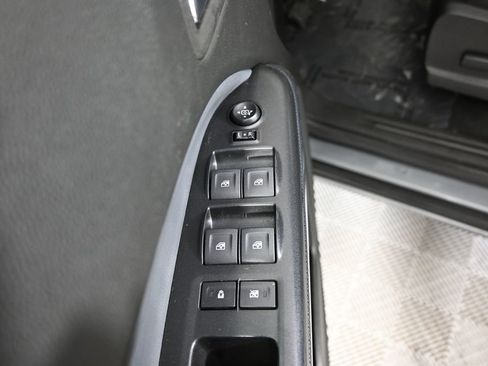 Used 2022 Chevrolet Colorado Z71 w/ Trail Boss Package image 19