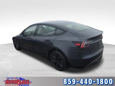 Used 2024 Tesla Model 3 Standard Range image 8
