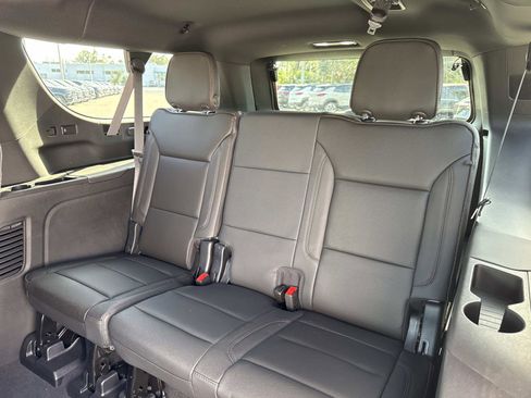 Used 2024 Chevrolet Suburban High Country w/ Max Trailering Package image 12