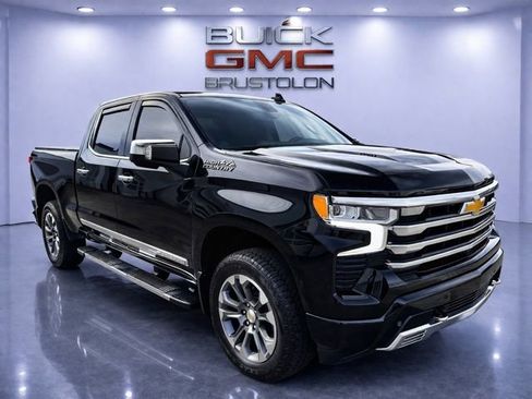 Used 2023 Chevrolet Silverado 1500 High Country w/ Technology Package image 1