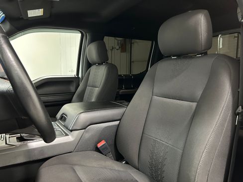 Used 2020 Ford F150 XLT w/ Equipment Group 302A Luxury AWD/4WD image 24