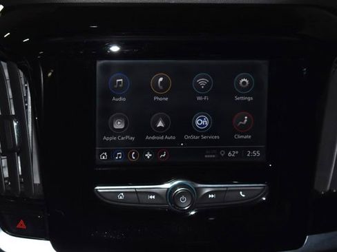 Used 2022 Chevrolet Traverse LS image 15