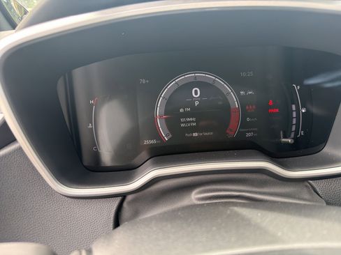 Used 2024 Toyota Corolla XSE FWD image 9