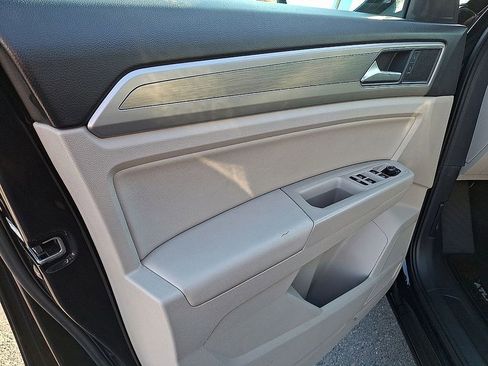 Used 2019 Volkswagen Atlas SE image 14