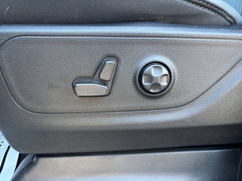 Used 2021 RAM 1500 Big Horn RWD image 25