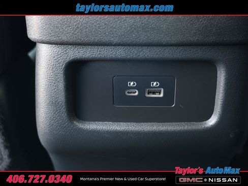 Used 2024 Nissan Pathfinder S image 26