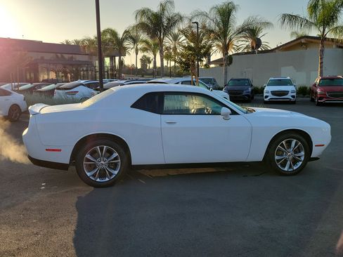 Used 2020 Dodge Challenger SXT image 22