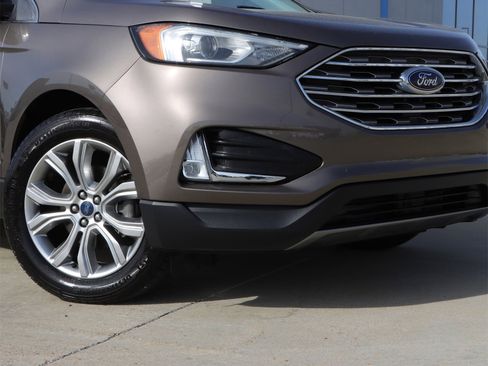 Used 2019 Ford Edge Titanium w/ Cargo Accessory Package image 37