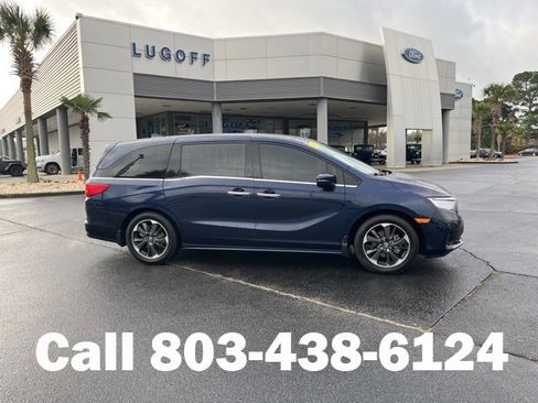 Used 2023 Honda Odyssey Elite image 2