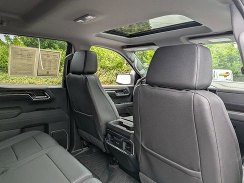 Used 2024 GMC Sierra 1500 Elevation w/ Elevation Premium Package AWD/4WD image 35