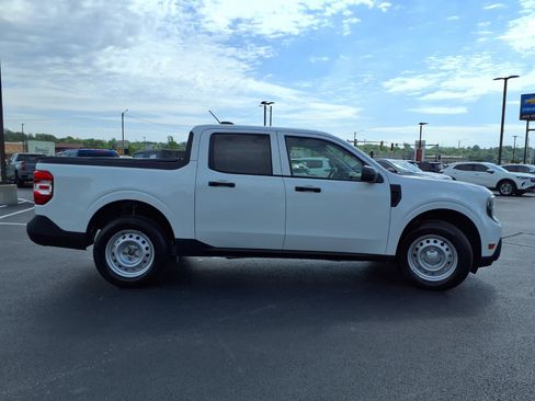 Used 2025 Ford Maverick XL w/ Equipment Group 102A AWD/4WD image 30
