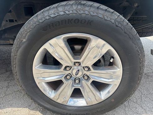 Used 2020 Ford F150 Platinum w/ Equipment Group 701A Luxury image 11