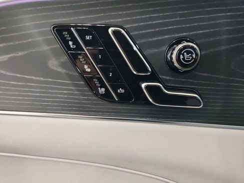 New 2025 Cadillac Lyriq Sport AWD/4WD image 17