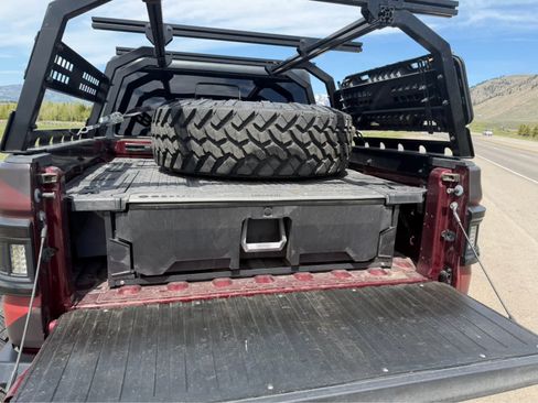 Used 2022 Jeep Gladiator Rubicon w/ Trailer Tow Package AWD/4WD image 33