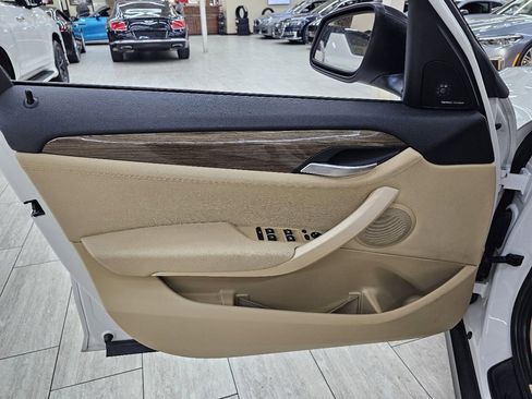 Used 2015 BMW X1 xDrive28i image 40