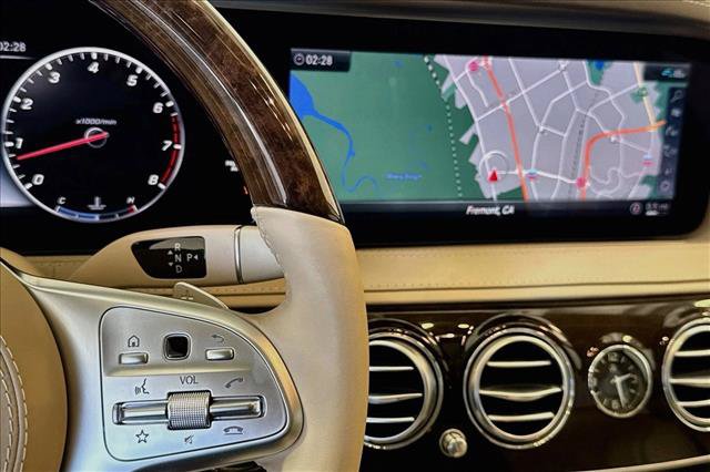 Used 2020 Mercedes-Benz S 560 Sedan image 16