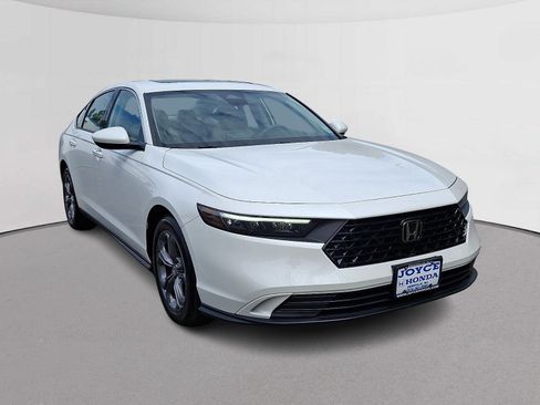 Certified 2024 Honda Accord EX image 2