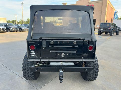 Used 1989 Jeep Wrangler Laredo image 6