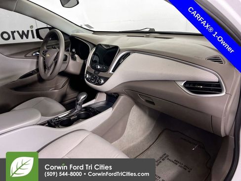 Used 2023 Chevrolet Malibu LS image 27