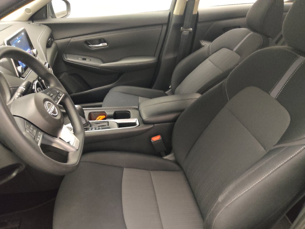 Used 2024 Nissan Sentra SV FWD image 17