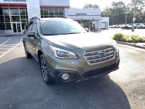 Used 2017 Subaru Outback 2.5i Limited AWD/4WD image 2
