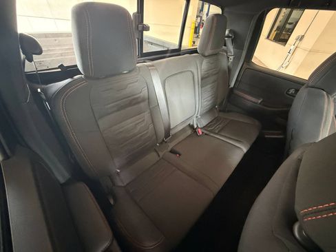 Used 2026 Nissan Frontier PRO-4X AWD/4WD image 33