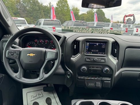 Used 2026 Chevrolet Silverado 1500 Custom image 14
