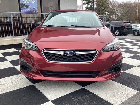 Used 2018 Subaru Impreza 2.0i image 2