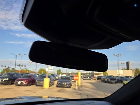 Used 2020 Ford Explorer Platinum w/ Premium Technology Package image 21