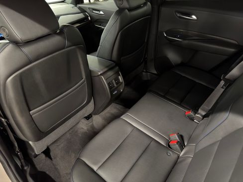 Certified 2025 Cadillac XT4 Sport FWD image 45
