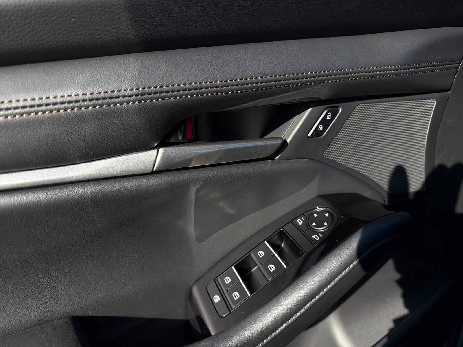 New 2026 MAZDA MAZDA3 s Sport FWD image 32