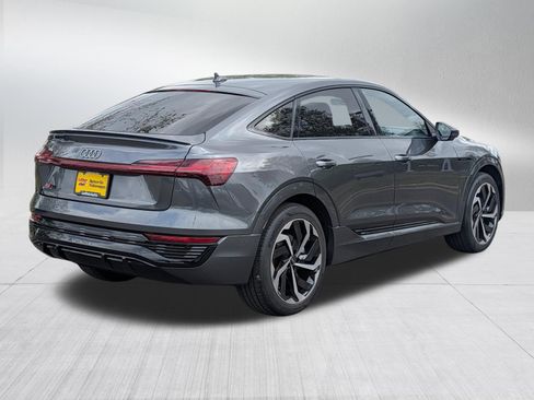 Used 2024 Audi Q8 e-tron Premium Plus w/ Premium Plus Package AWD/4WD image 7
