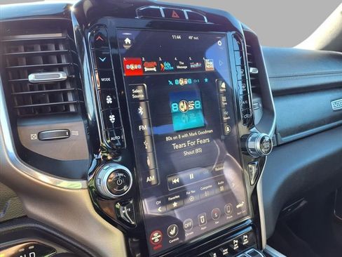 Used 2019 RAM 1500 Laramie image 5