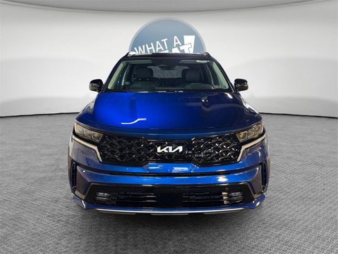 Certified 2023 Kia Sorento SX image 9