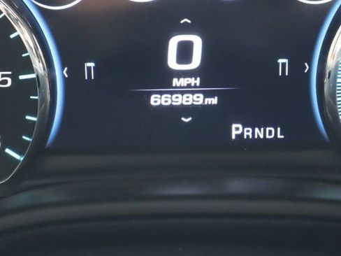 Used 2019 Chevrolet Tahoe Premier w/ Premier Plus Edition RWD image 12