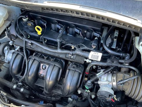 Used 2017 Ford Transit Connect XL image 32