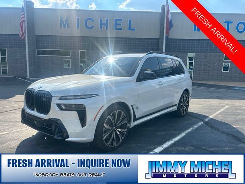 Used 2025 BMW X7 M60i AWD/4WD image 2