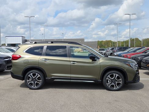 New 2026 Subaru Ascent Touring AWD/4WD image 2