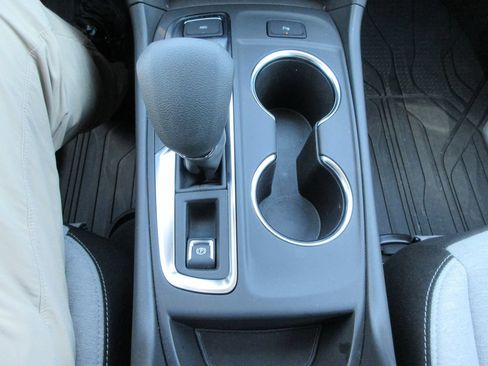 Certified 2024 Chevrolet Equinox LT AWD/4WD image 28