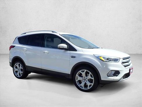 Used 2019 Ford Escape Titanium AWD/4WD image 6
