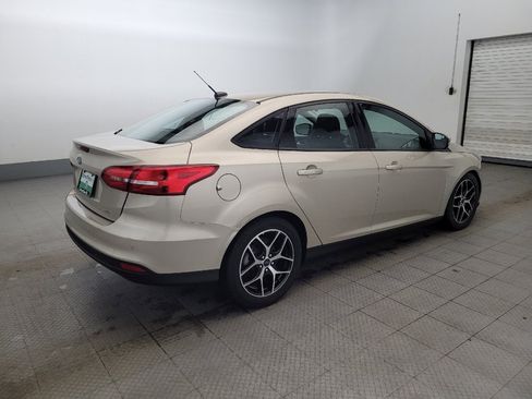 Used 2017 Ford Focus SEL w/ Cold Weather Package image 10