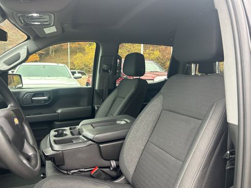 Used 2024 Chevrolet Silverado 1500 Custom image 17