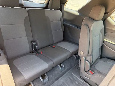 Used 2023 Chevrolet Traverse LT w/ LPO, Floor Liner Package AWD/4WD image 24