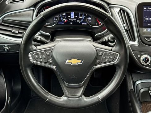 Used 2024 Chevrolet Malibu LT FWD image 14