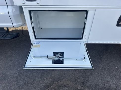 New 2024 Ford F550 2WD Crew Cab Super Duty image 13