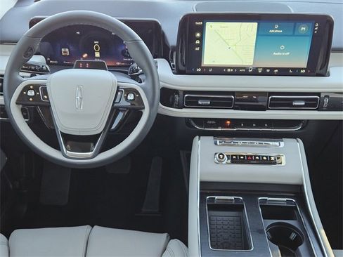 New 2026 Lincoln Aviator Reserve image 25
