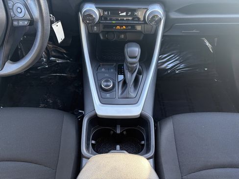 Certified 2025 Toyota RAV4 LE image 23