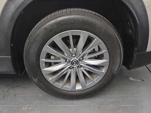 Used 2024 MAZDA CX-90 3.3 Turbo w/ Preferred Plus AWD/4WD image 17
