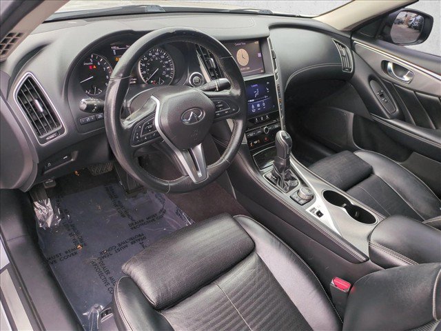 Used 2019 INFINITI Q50 Signature Edition w/ All Weather Package (L93) AWD/4WD image 10